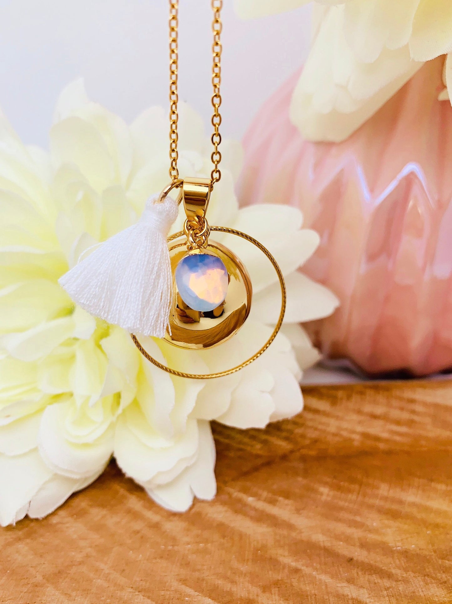 Bola de grossesse plaquée or et pendentif opale