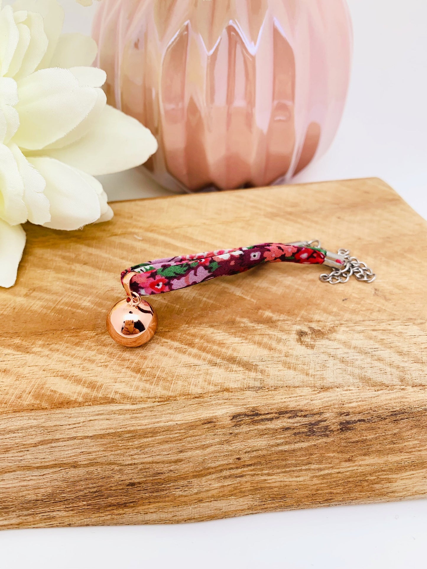 Bracelet bola tissu liberty rose