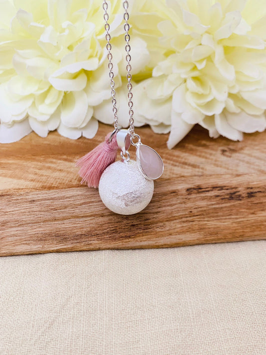 Bola de grossesse sablé argent et breloque en pierre semi précieuse