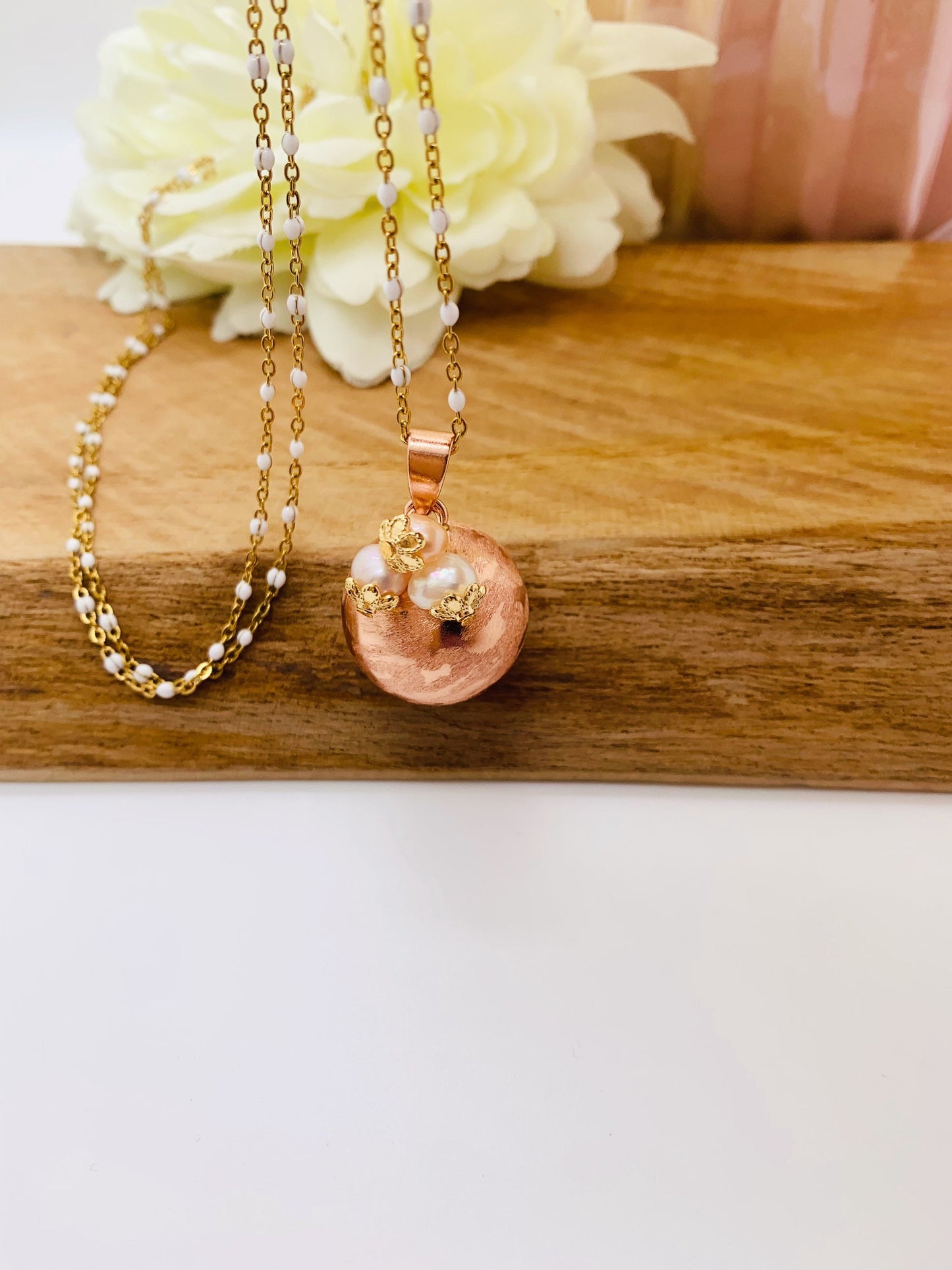 Bola de grossesse brossé or rose et perles d'eau douce