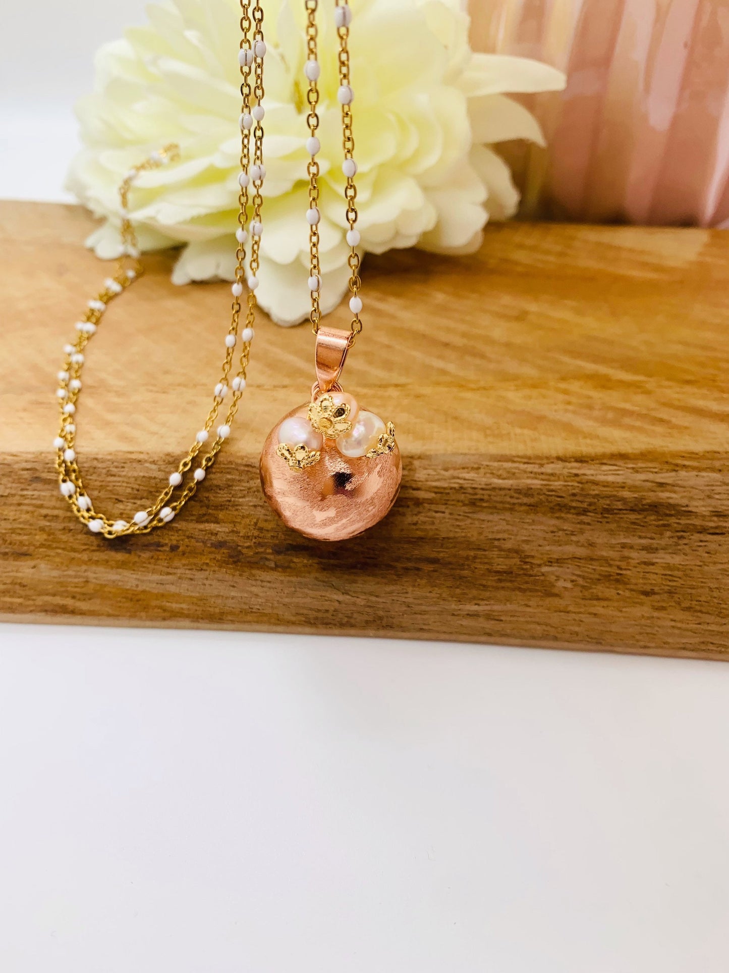 Bola de grossesse brossé or rose et perles d'eau douce