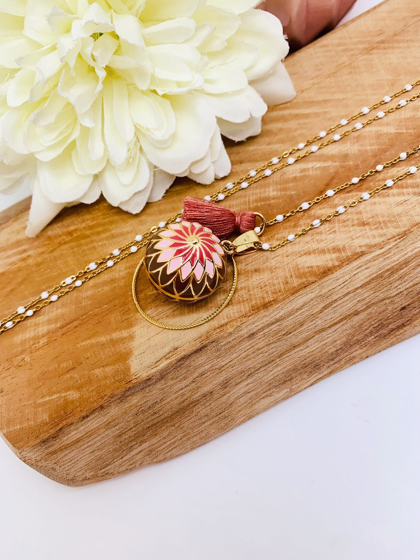 bola de grossesse or motifs mandala rose