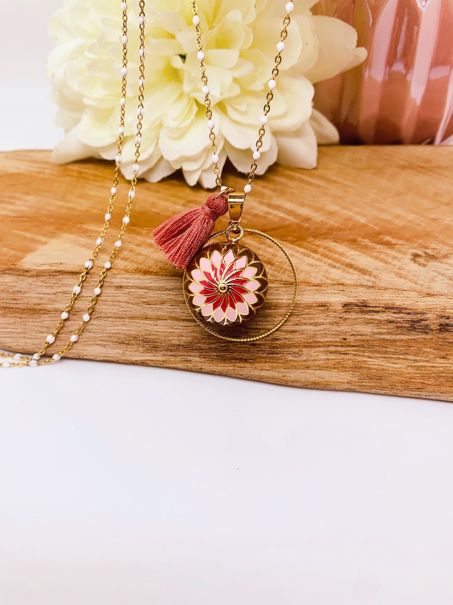 bola de grossesse or motifs mandala rose