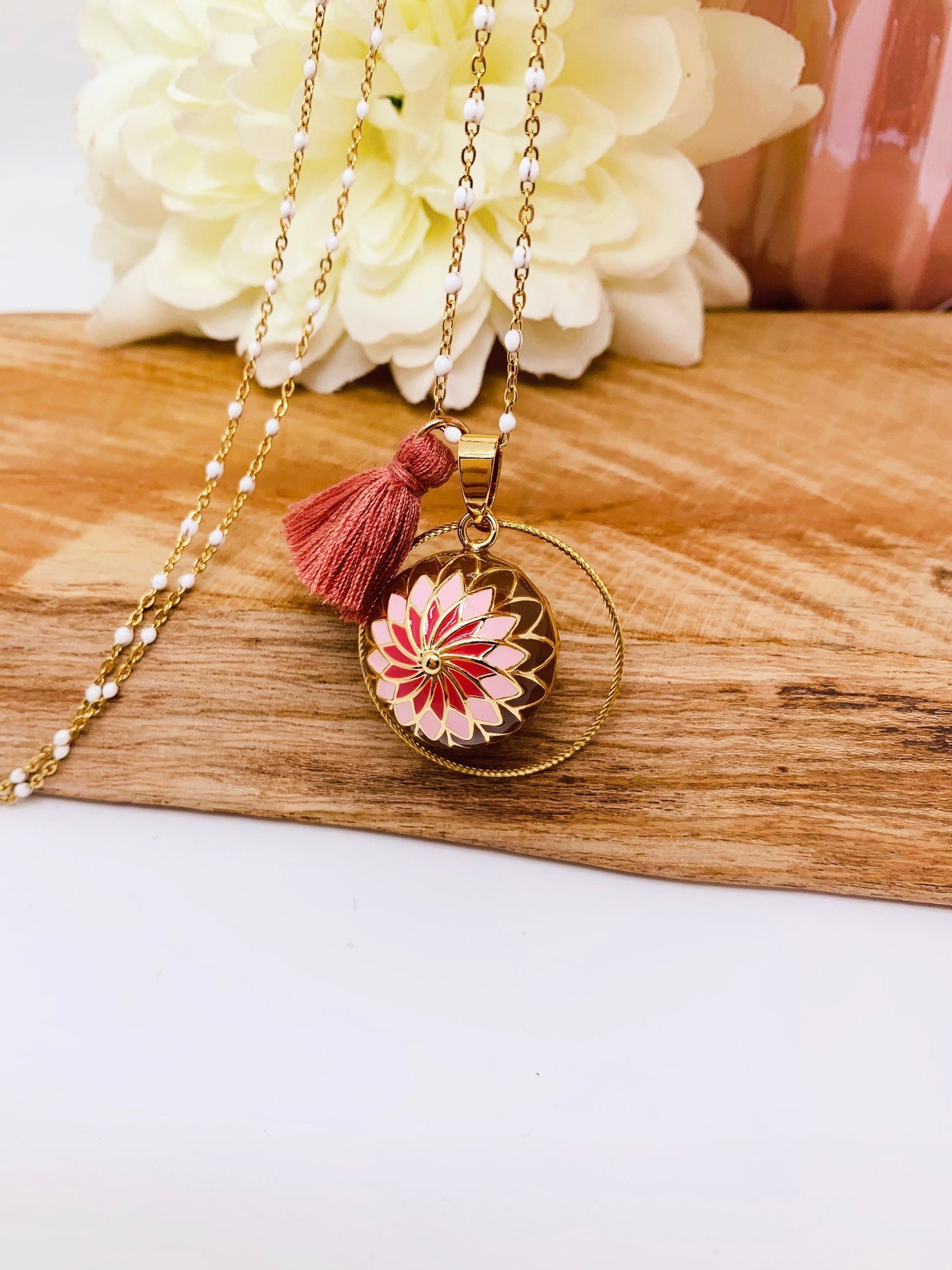 bola de grossesse or motifs mandala rose